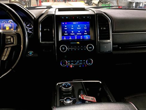 Used 2020 Ford Expedition Limited w/ Equipment Group 303A image 19