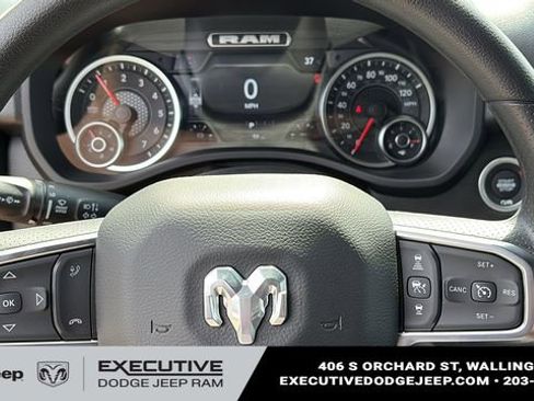 New 2026 RAM 1500 Express AWD/4WD image 10