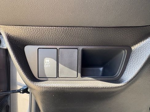 Certified 2026 Honda HR-V EX-L image 12