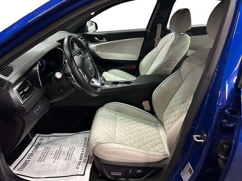 Used 2025 Genesis G70 3.3T Advanced w/ Sport Prestige Package AWD/4WD image 18
