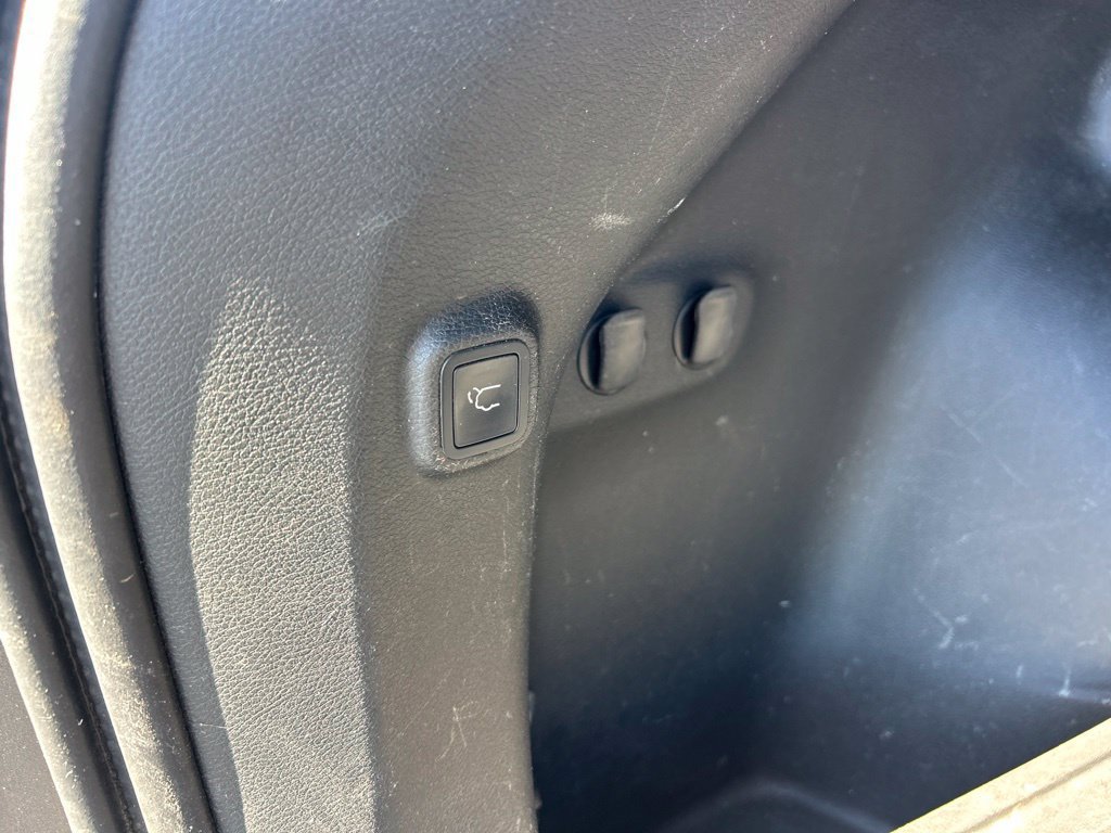 Certified 2019 Jeep Cherokee Trailhawk AWD/4WD image 9
