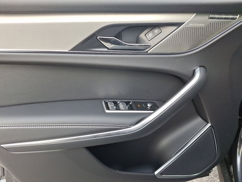 New 2026 Jaguar F-PACE R-Dynamic S image 10
