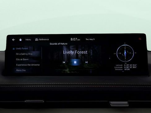 Used 2025 Genesis GV70 3.5T Sport w/ Sport Advanced Package AWD/4WD image 19