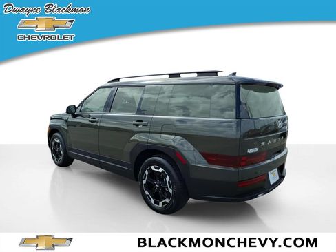 Used 2025 Hyundai Santa Fe SEL FWD image 5