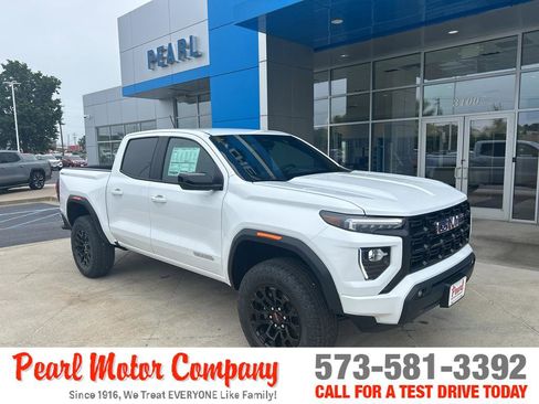 New 2026 GMC Canyon Elevation w/ Convenience Package image 1