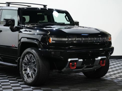 Used 2025 GMC Hummer EV 3X w/ LPO, Sport Package image 9