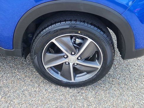 Certified 2021 Honda HR-V EX image 8