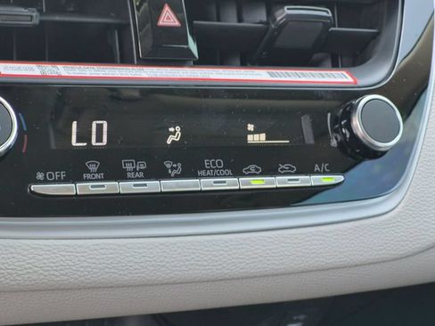 Certified 2026 Toyota Corolla LE FWD image 20