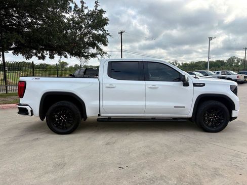 Used 2026 GMC Sierra 1500 Elevation w/ Elevation Premium Package AWD/4WD image 2