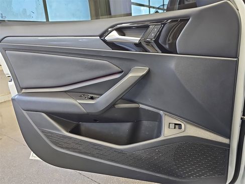 Used 2020 Volkswagen Jetta GLI image 24