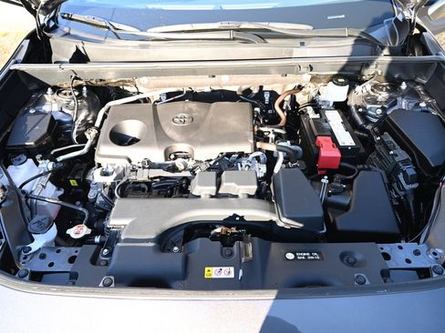 Used 2024 Toyota RAV4 Limited image 15