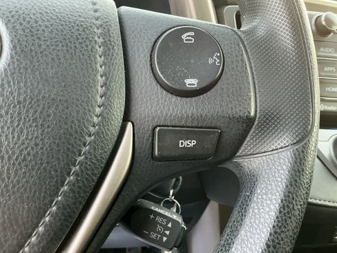 Used 2015 Toyota RAV4 XLE image 14