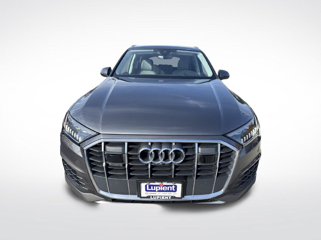 Used 2023 Audi Q7 3.0T Prestige w/ Prestige Package AWD/4WD image 2