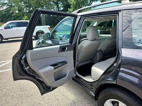 Used 2012 Subaru Forester 2.5X w/ Alloy Wheel Pkg image 21