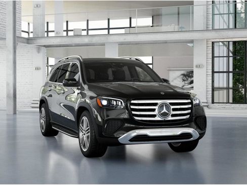 Certified 2025 Mercedes-Benz GLS 450 4MATIC image 9
