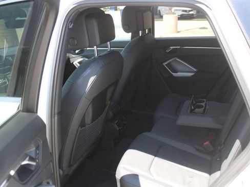 Used 2025 Audi Q3 2.0T Premium AWD/4WD image 13