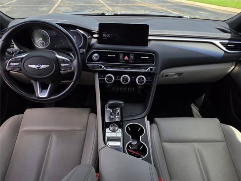 Used 2023 Genesis G70 2.0T RWD image 9
