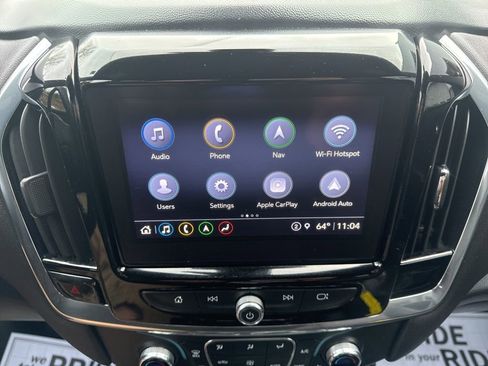 Used 2023 Chevrolet Traverse RS image 30