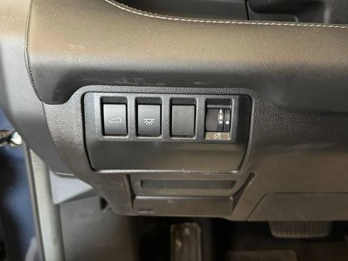 Used 2023 Subaru Ascent Limited AWD/4WD image 17
