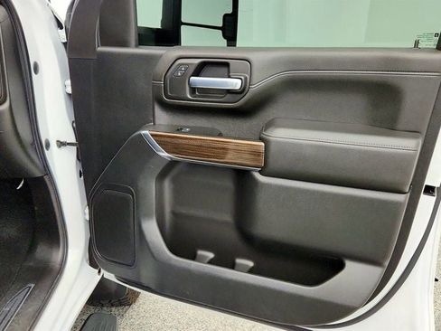 Used 2020 Chevrolet Silverado 2500 LT w/ Convenience Package AWD/4WD image 25