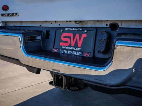 Used 2022 RAM 2500 Big Horn w/ Cold Weather Group image 12