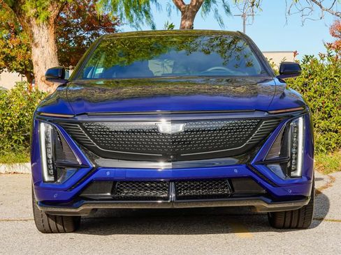 New 2026 Cadillac Lyriq V image 4