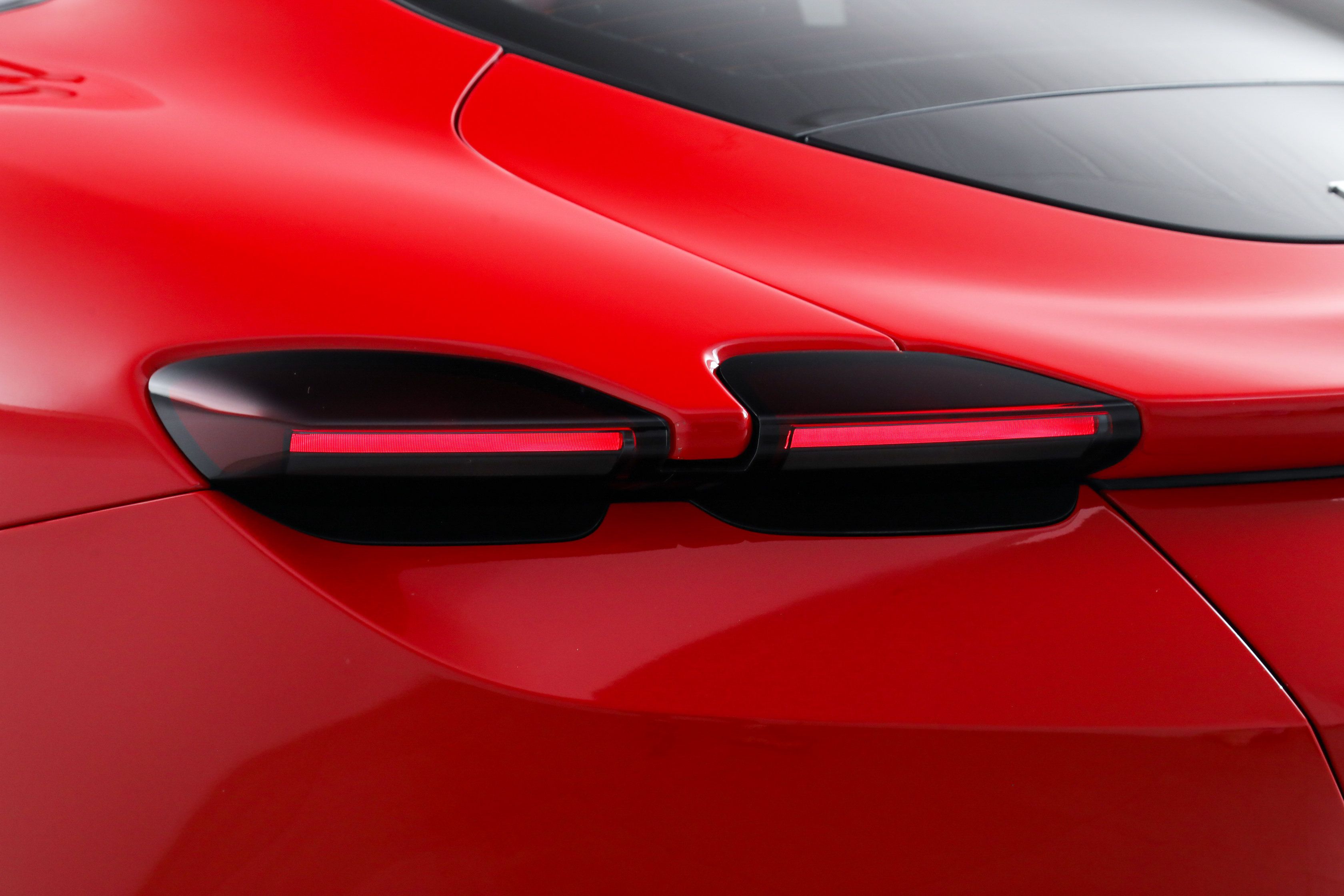 Certified 2023 Ferrari Roma RWD image 15