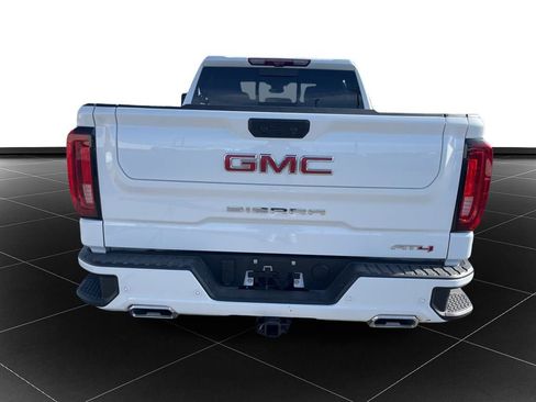 Used 2024 GMC Sierra 1500 AT4 w/ Technology Package image 4