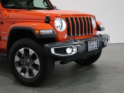 Used 2020 Jeep Wrangler Unlimited Sahara w/ LED Lighting Group AWD/4WD image 3