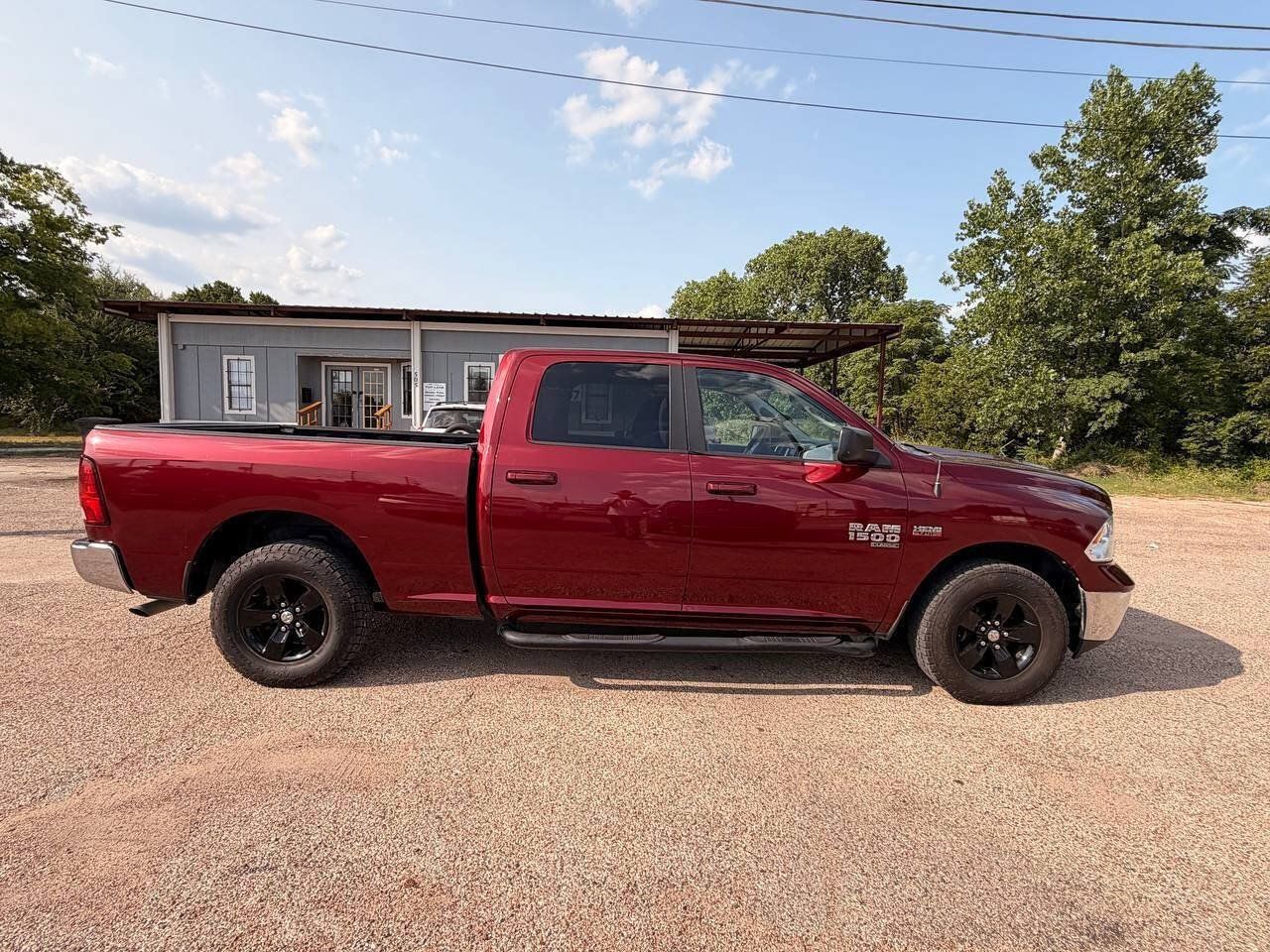 Used 2019 RAM 1500 Classic SLT RWD image 5