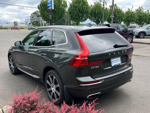 Used 2018 Volvo XC60 T5 Inscription w/ Convenience Package AWD/4WD image 4