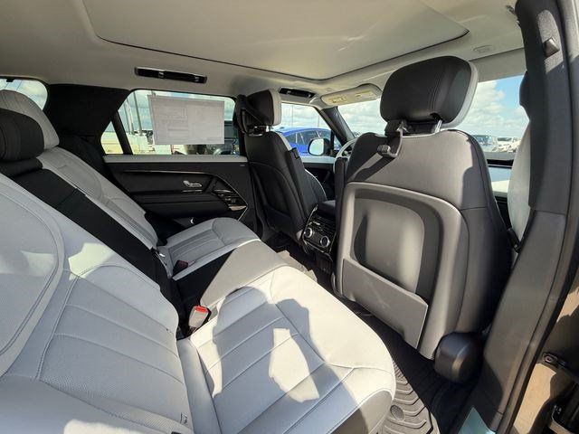 New 2027 Land Rover Range Rover Sport Battersea AWD/4WD image 17