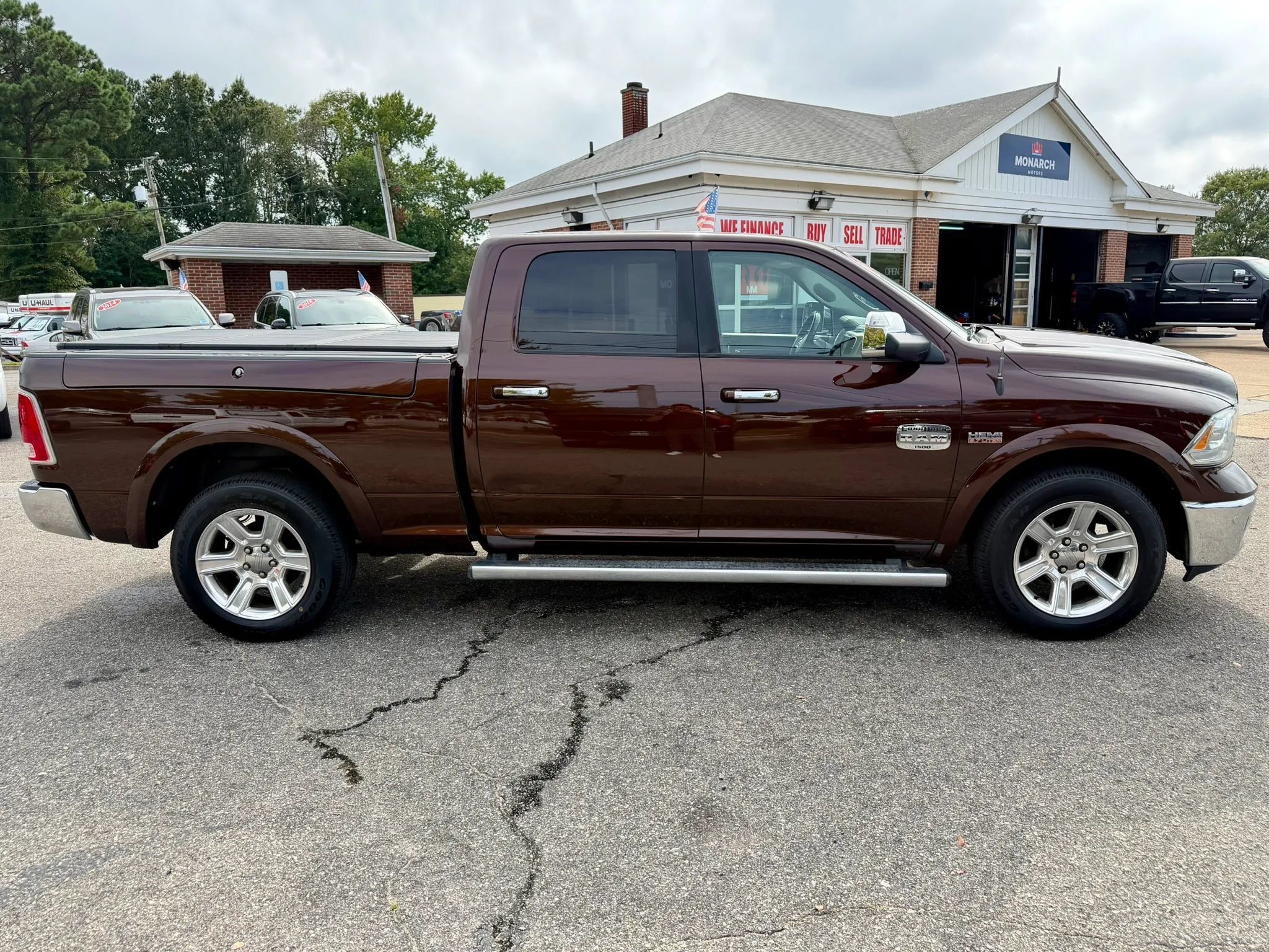Used 2014 RAM 1500 Laramie Longhorn w/ Convenience Group AWD/4WD image 6