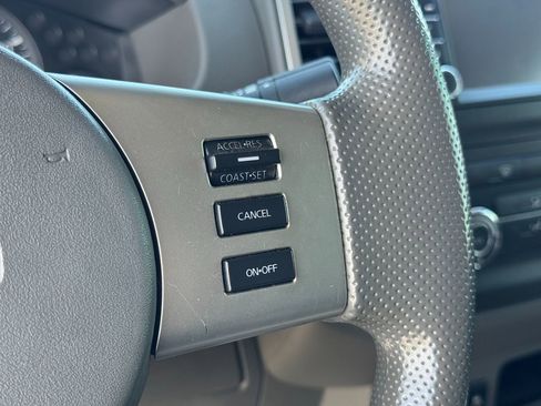 Used 2019 Nissan Frontier SV image 34