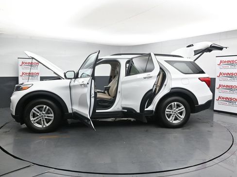 Used 2024 Ford Explorer XLT w/ Equipment Group 202A AWD/4WD image 40