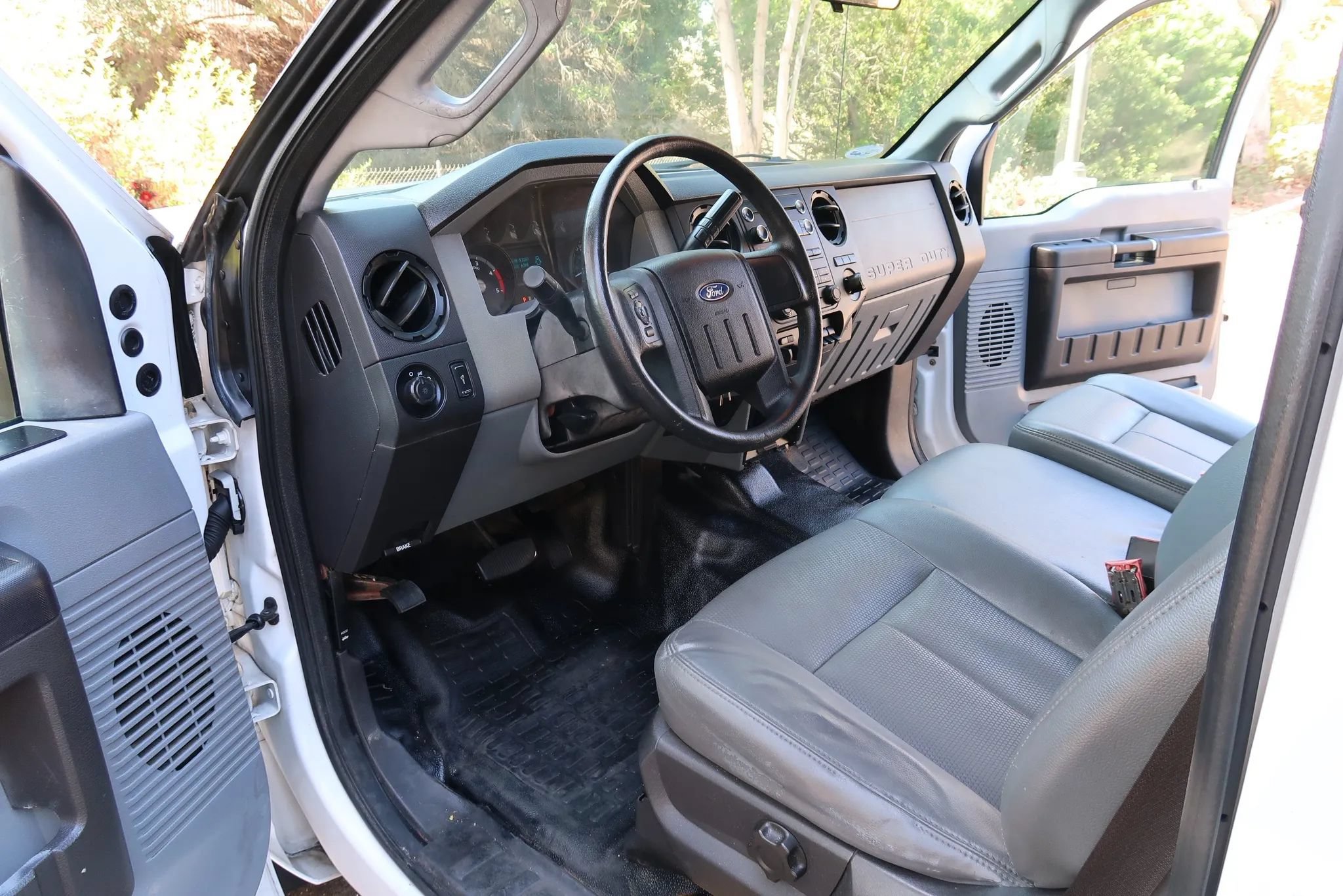 Used 2014 Ford F450 XL w/ Power Equipment Group RWD image 23