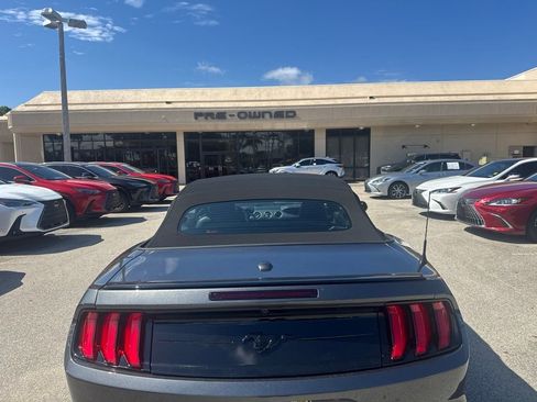 Used 2020 Ford Mustang Premium w/ Equipment Group 201A RWD image 5