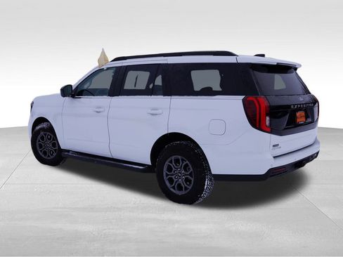 Certified 2025 Ford Expedition Active image 9