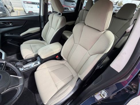 Used 2023 Subaru Ascent Premium w/ Convenience Package image 24