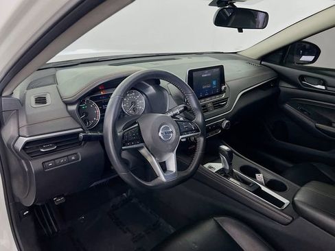 Used 2021 Nissan Altima 2.5 SR image 10