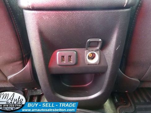 Used 2018 Chevrolet Colorado LT AWD/4WD image 18