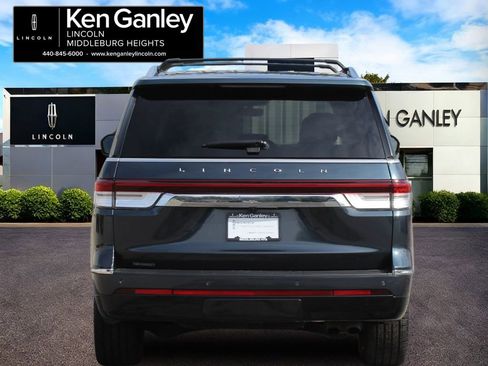 Used 2022 Lincoln Navigator Reserve AWD/4WD image 6