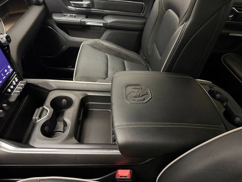 Used 2023 RAM 1500 Laramie AWD/4WD image 17