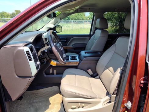 Used 2017 GMC Sierra 1500 SLT w/ SLT Premium Package image 10