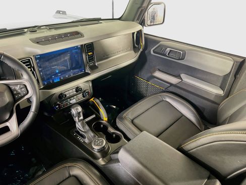 Used 2023 Ford Bronco Badlands AWD/4WD image 23