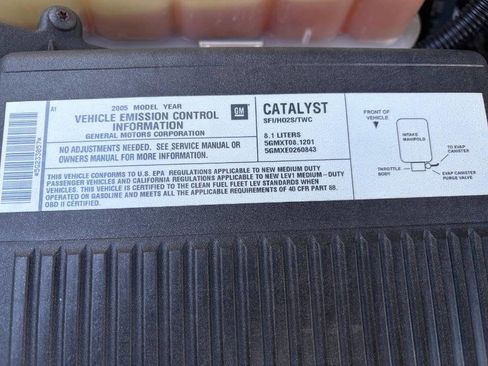 Used 2005 Chevrolet Avalanche 2500 w/ Preferred Equipment Group image 45