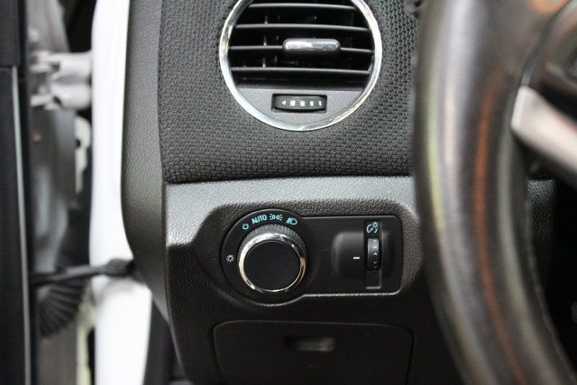 Used 2015 Chevrolet Cruze LT FWD image 15