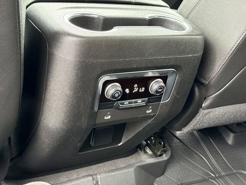 Used 2021 Chevrolet Tahoe LT RWD image 13