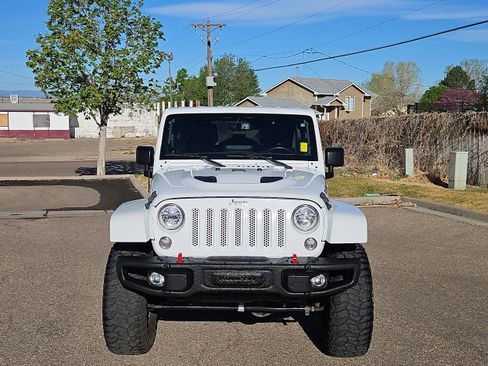Used 2015 Jeep Wrangler Unlimited Rubicon image 6