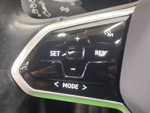 Used 2022 Volkswagen ID.4 Pro S image 27